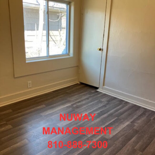 Building Photo - 810-888-7300