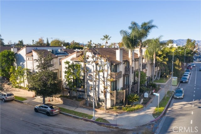 Building Photo - 4939 Laurel Canyon Blvd