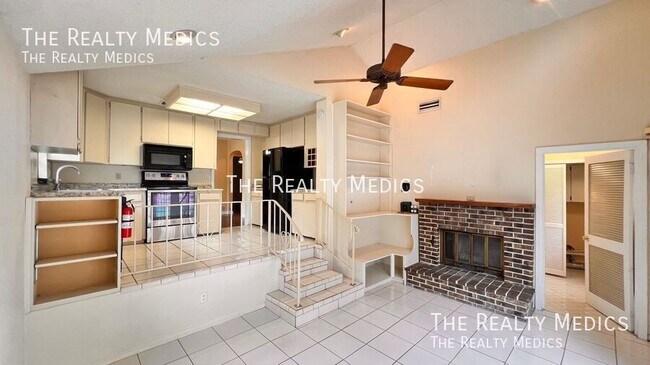 Building Photo - 1807 N Park Ave