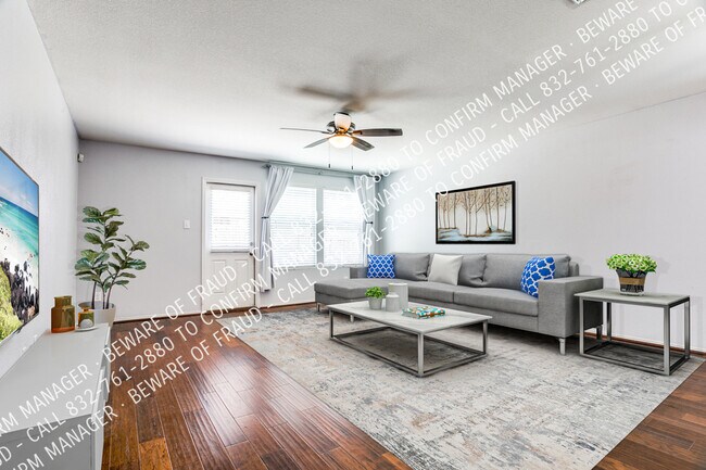 Building Photo - 1128 Foxglove Ln