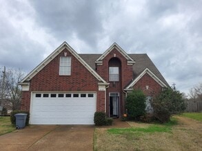 Building Photo - 10052 Lynham Cove