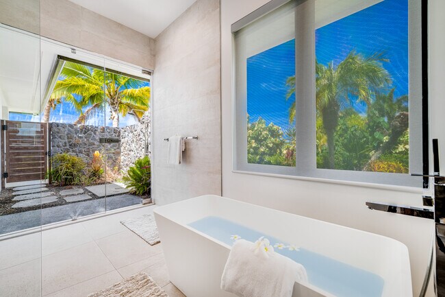 Building Photo - 16 Kumu Niu Pl