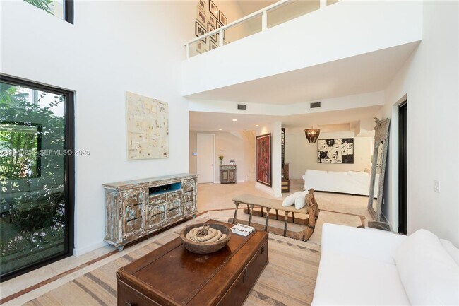 Building Photo - 650 Curtiswood Dr