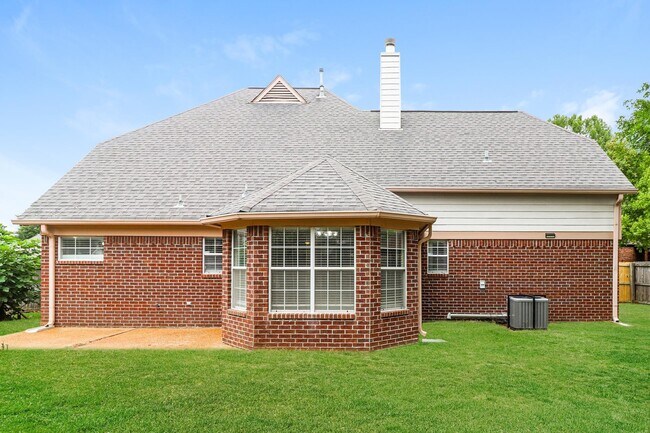 Building Photo - 11215 Ram Hill Cove
