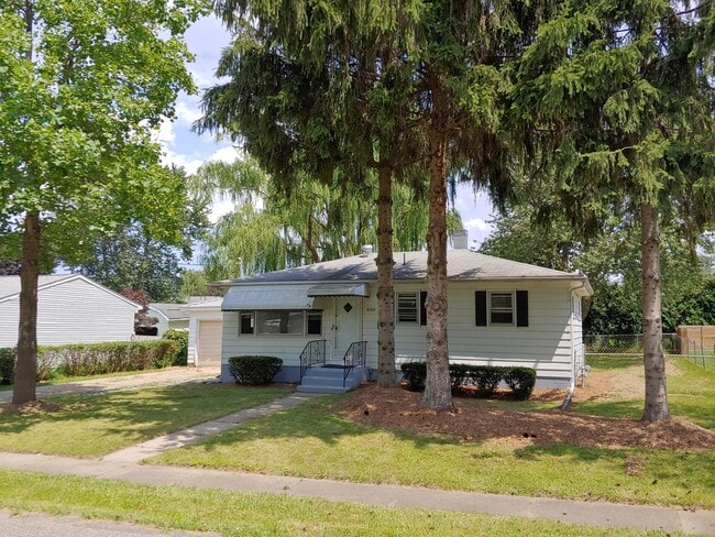 Primary Photo - 4009 Fargo St