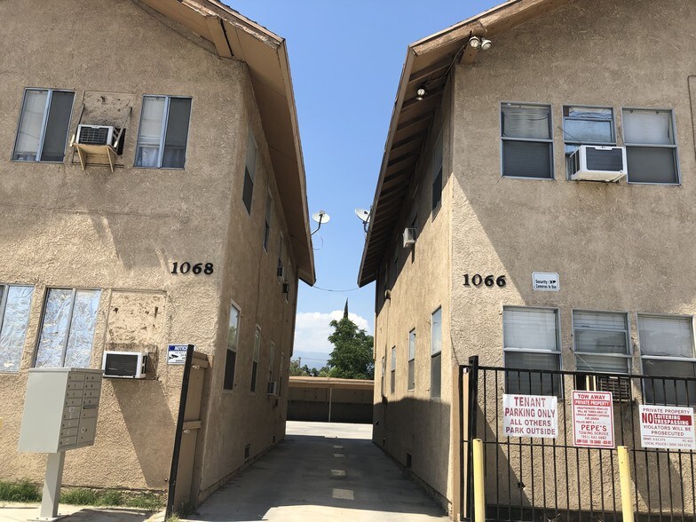 Primary Photo - 1066 W 5th St