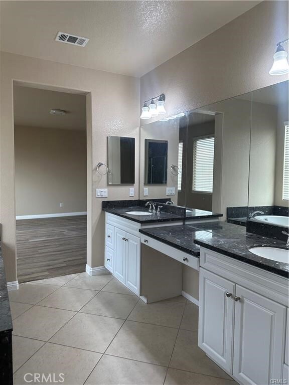 Building Photo - 13165 Samilin Cir