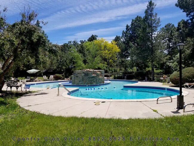 Primary Photo - Great location off Leetsdale/Parker and Fl...