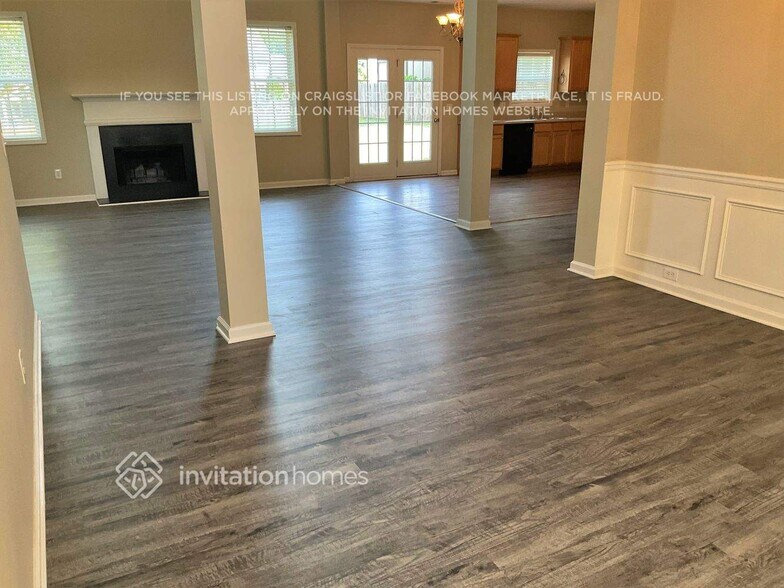Building Photo - 818 Buffington Way