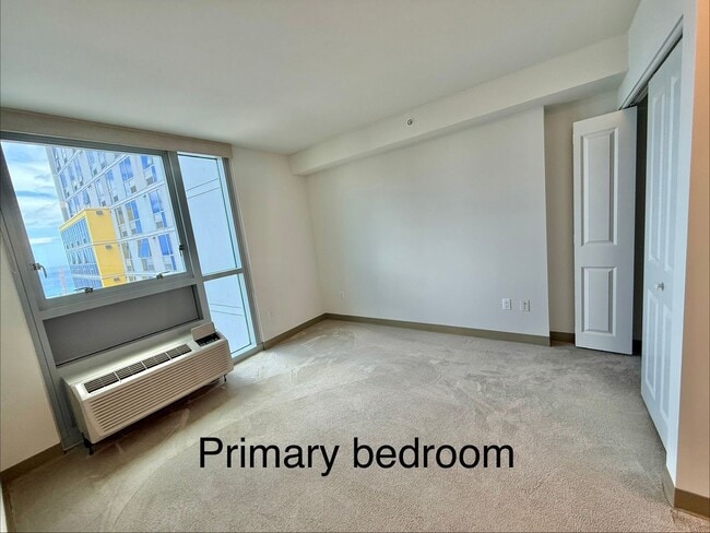 Building Photo - 988 Halekauwila St
