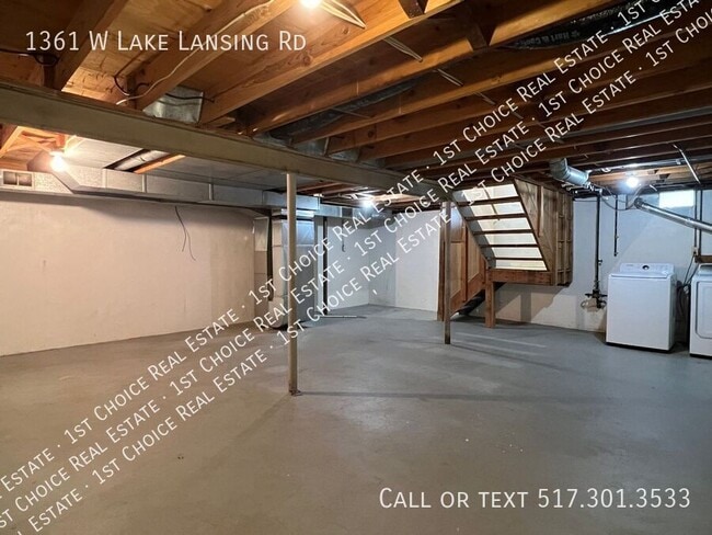 Building Photo - 1361 W Lake Lansing Rd