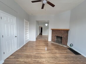 Building Photo - 1302 E 72nd St