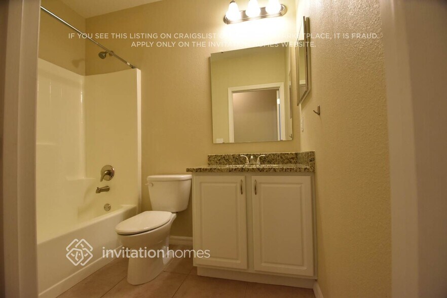 Building Photo - 14183 Salvatierra Ln