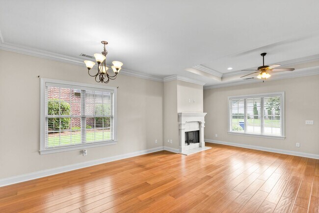 Building Photo - 948 Starr Ct
