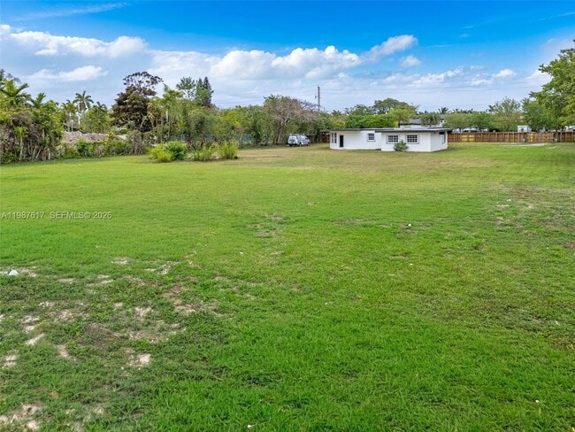 Building Photo - 9840 SW 60th St