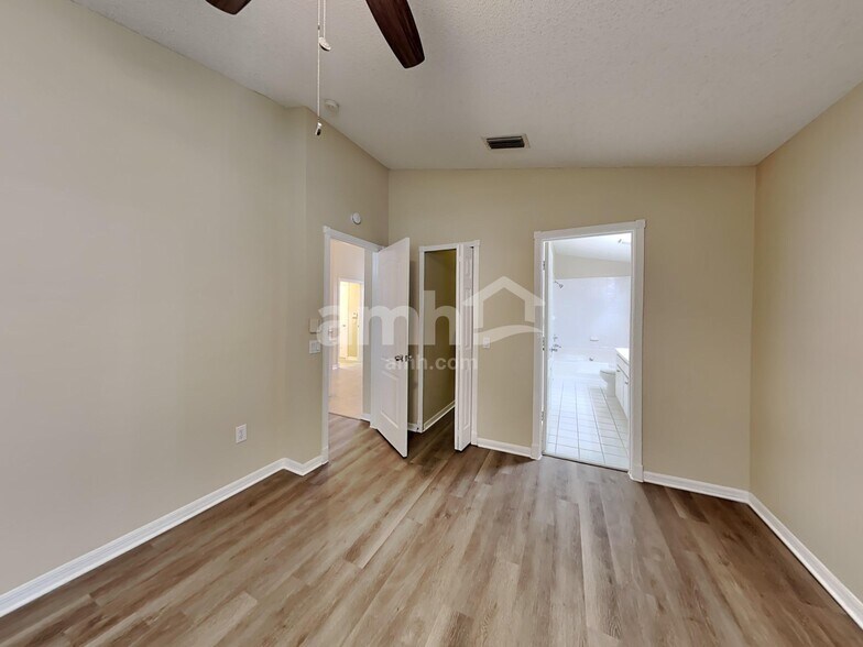Building Photo - 1203 Timber Trace Dr