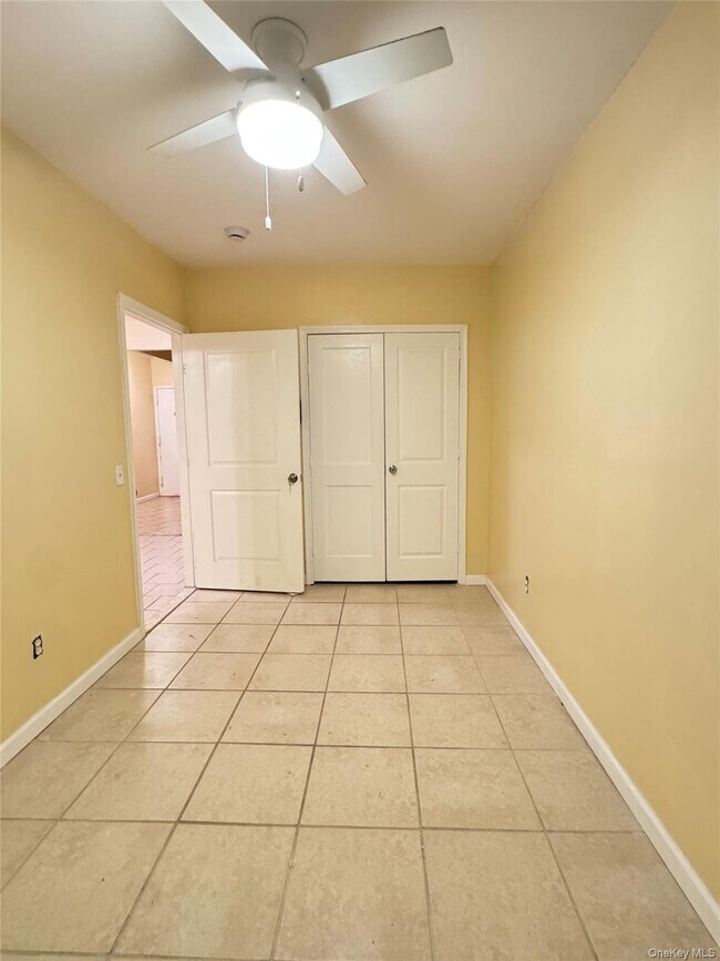 Building Photo - 1009 Ward Ave