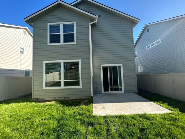 Building Photo - 3 Bedroom plus Loft For Rent! Victory Sout...