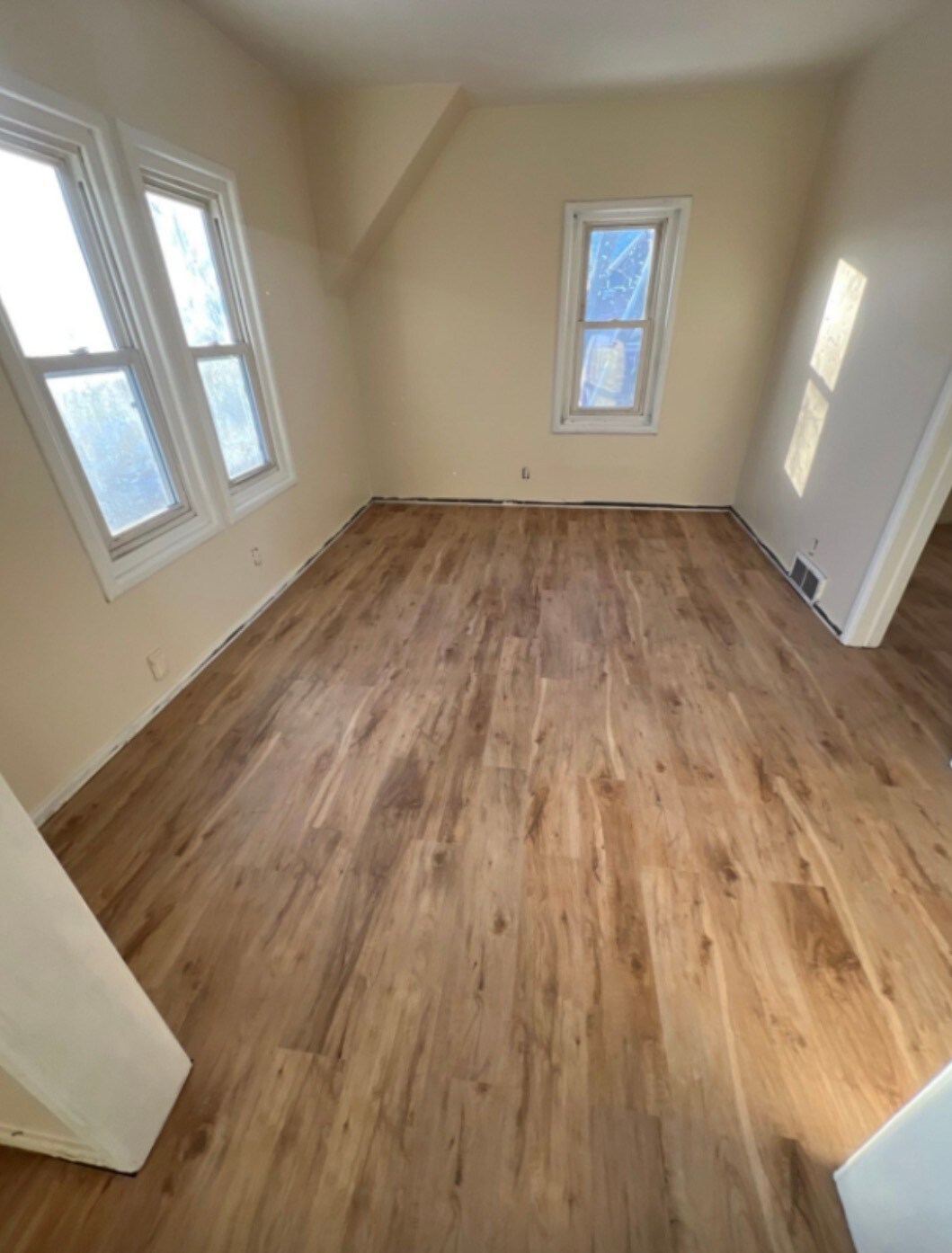 Building Photo - 2536 N Richards St