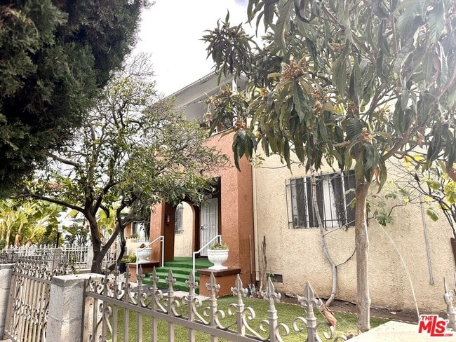 Building Photo - 5418 Lemon Grove Ave