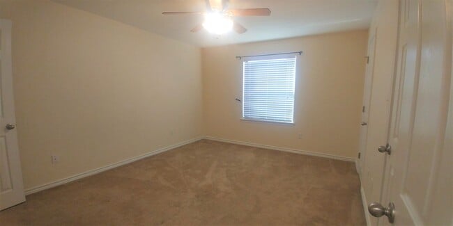 Building Photo - College Station - 1 bedroom / 1 bath - Cripple Creek Condos - IN GREAT LOCATION