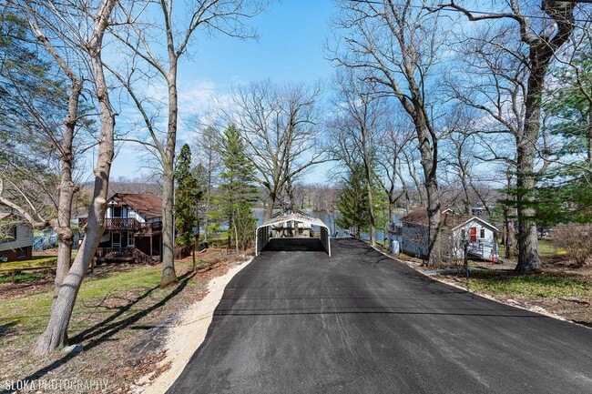 Building Photo - 2712 Ridge Ave