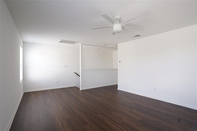 Building Photo - 304 Northview Ln