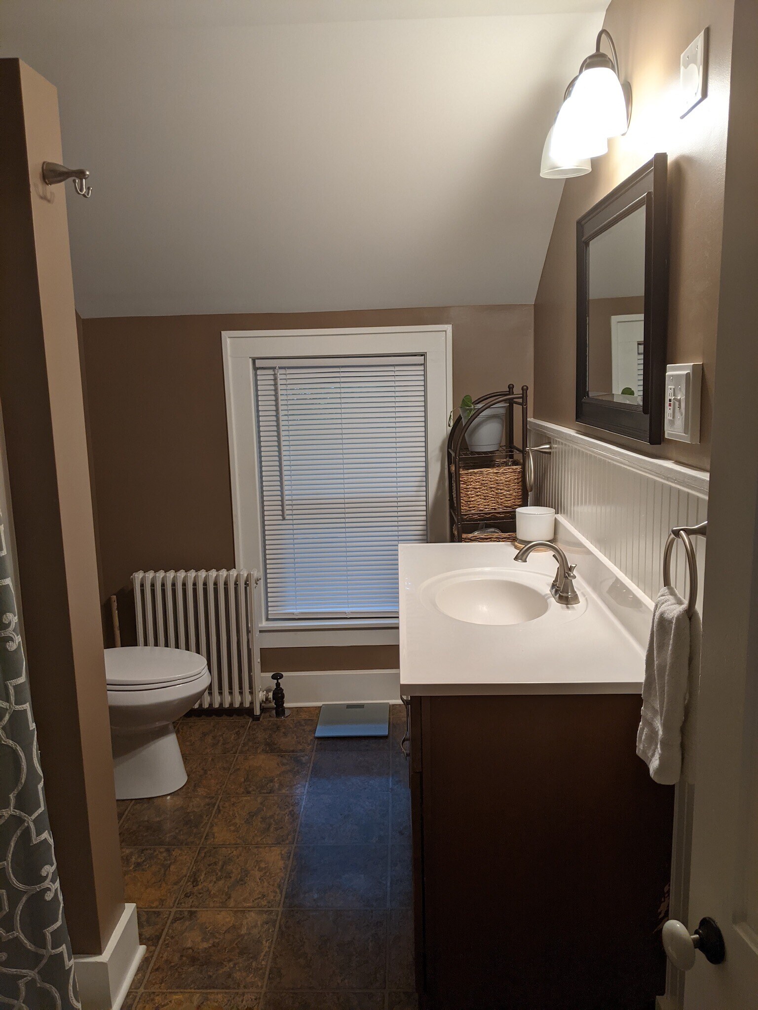 Bath - 18 Elm St