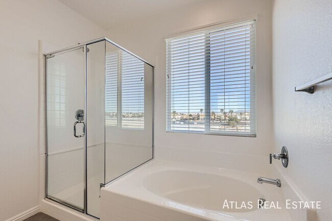 Building Photo - 4044 N Atoll Reefs St