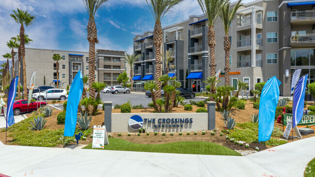 Building Photo - The Crossings at Redlands