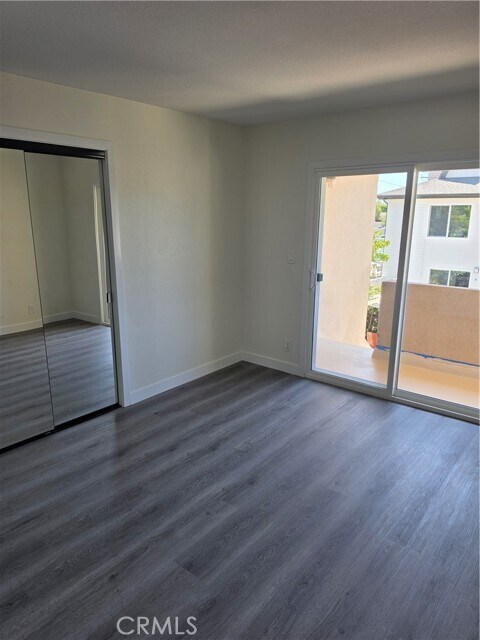 Building Photo - 1034 El Camino Dr