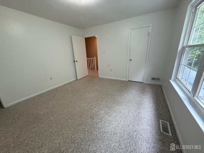 Building Photo - 309 Constitution Cir