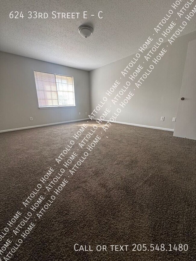 Building Photo - 624 E 33rd St