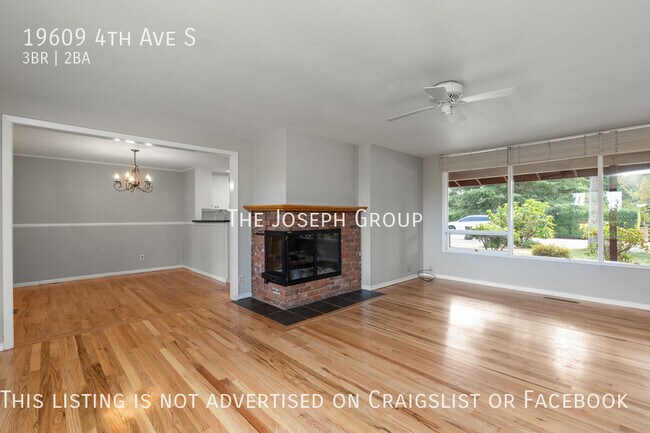 Building Photo - Beautifully updated 3 bed/1.75 bath in Des...