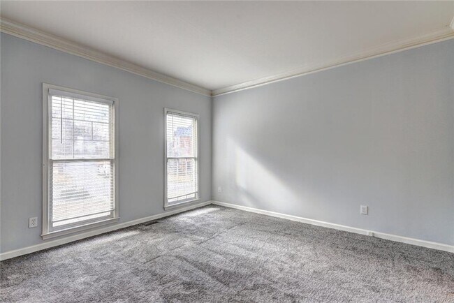 Building Photo - 980 Laurel Springs Ln SW