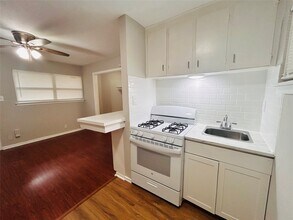 Building Photo - 8803 Timberside Dr