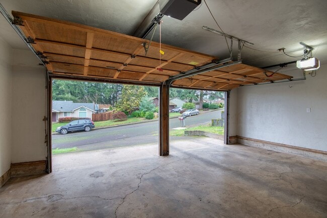 Building Photo - 3 bed, 2 bath Single-level home in Stayton, Oregon