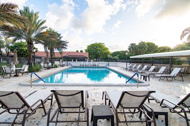 Building Photo - 8410 Brussels Way