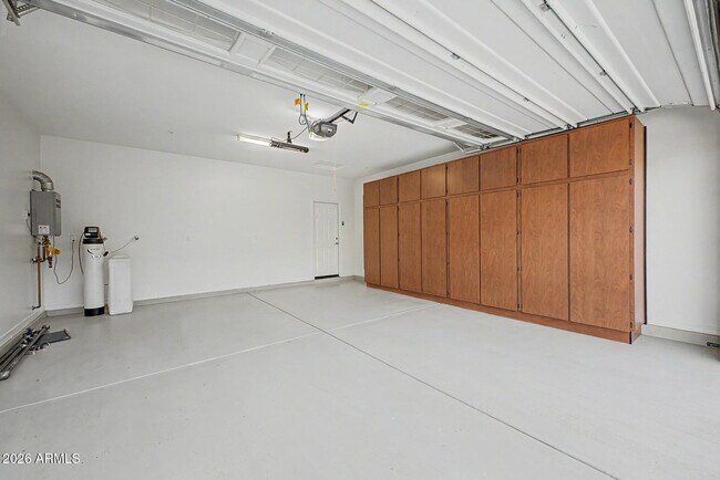 Building Photo - 1460 N Banning