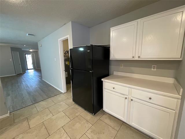 Building Photo - 4611 Wedgewood Dr