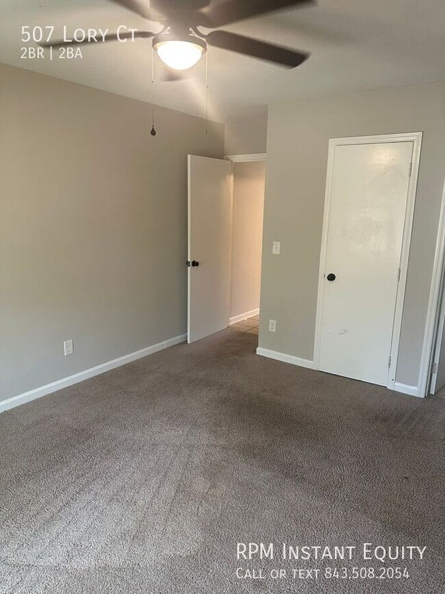 Building Photo - 507 Lory Ct