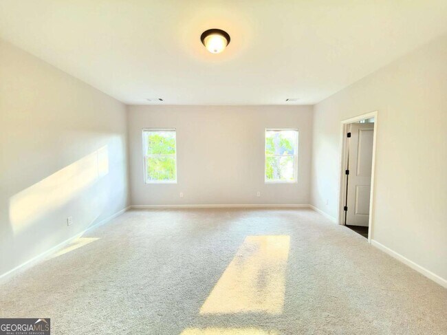 Building Photo - 1427 Chadwick Ridge Ct