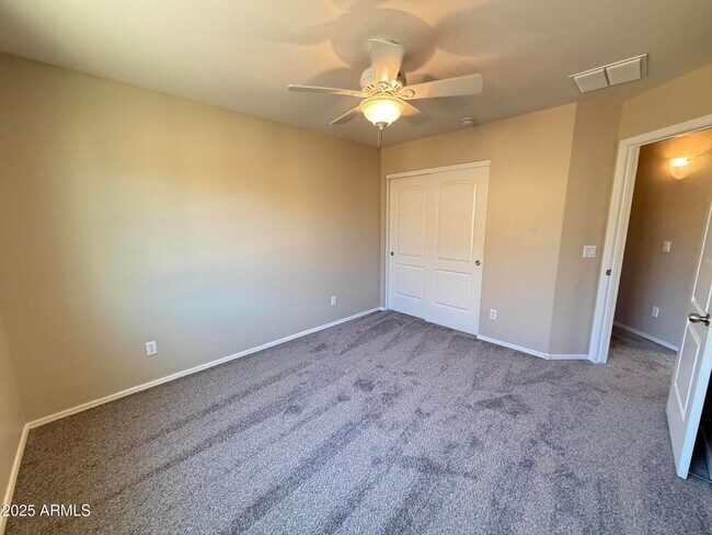 Building Photo - 2062 E Heartwood Ln