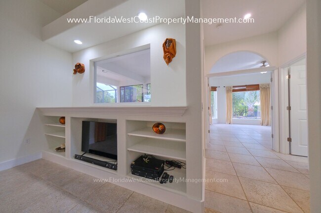 Building Photo - 12810 Daisy Pl