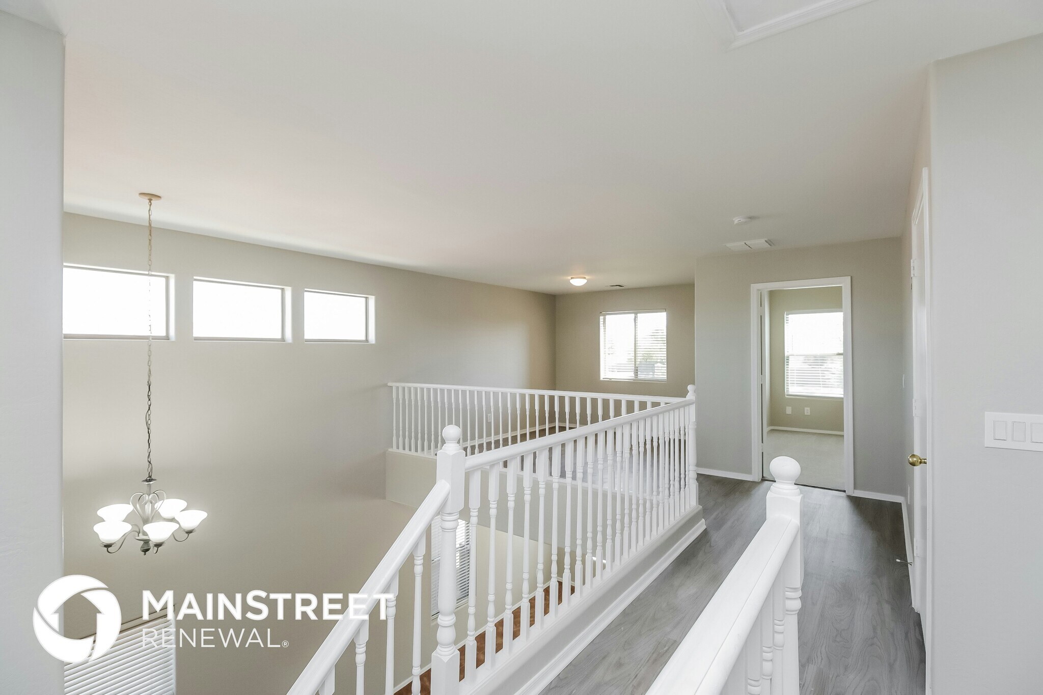 Building Photo - 7019 S 43rd Dr