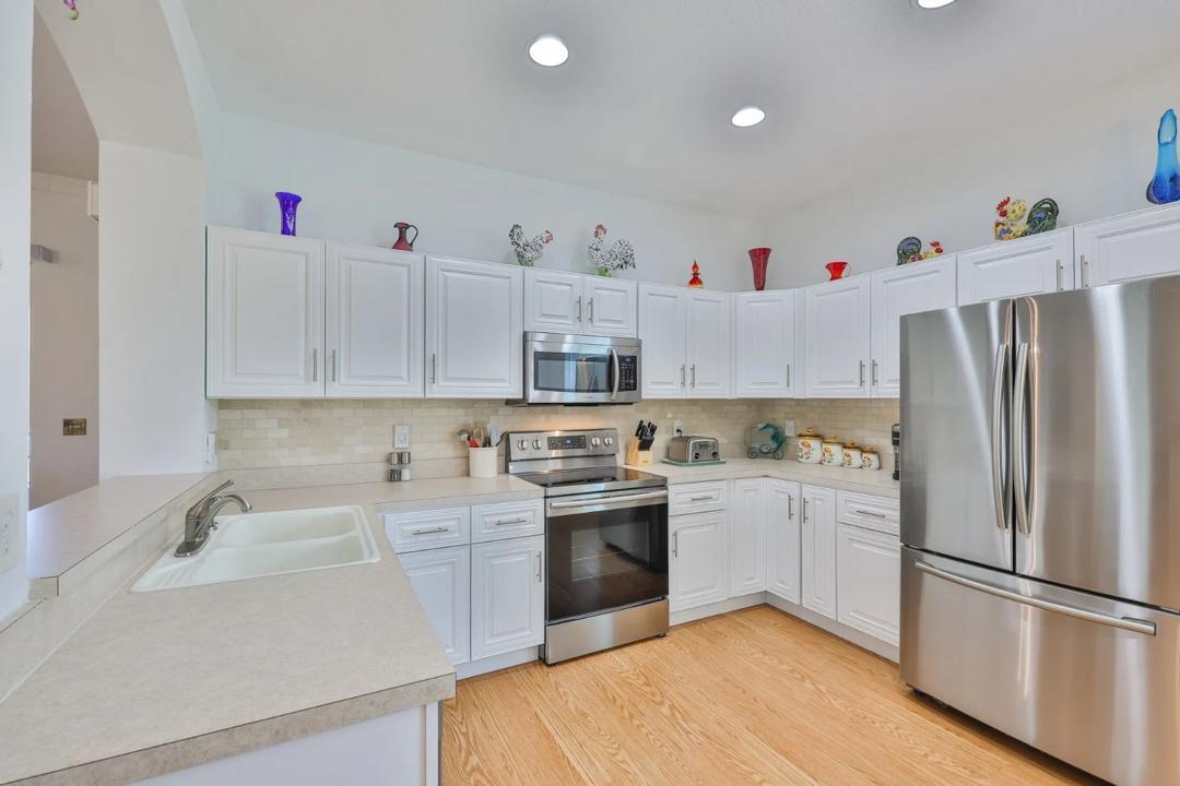 Building Photo - 2316 Lyndhurst Dr