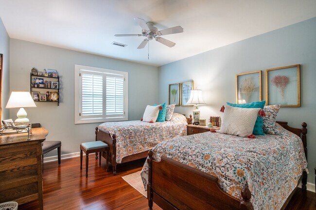 Building Photo - Immaculate Snee Farm Townhome for Rent!
