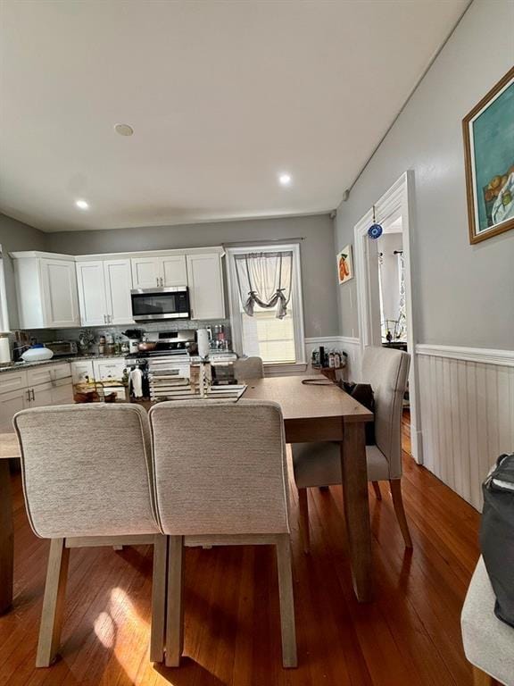 Building Photo - 209 Cottage St.