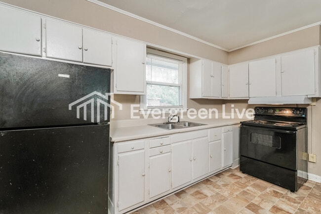 Building Photo - 2835 Fairmount St