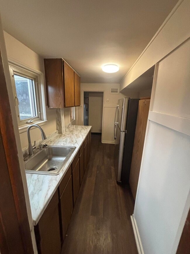 Building Photo - 5586 Azalea Ct